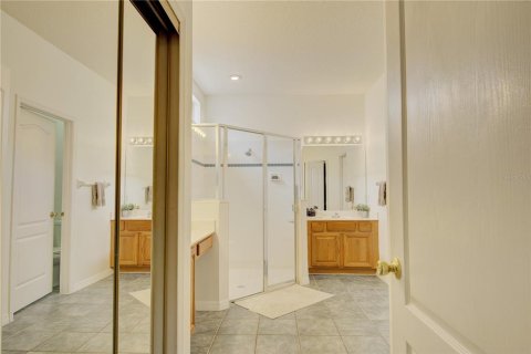House in Orlando, Florida 4 bedrooms, 230.86 sq.m. № 2233443 - photo 29