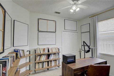 House in Orlando, Florida 4 bedrooms, 230.86 sq.m. № 2233443 - photo 25