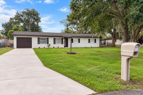 Villa ou maison à Lakeland, Floride 3 chambres, 142.14 m2 № 2369249