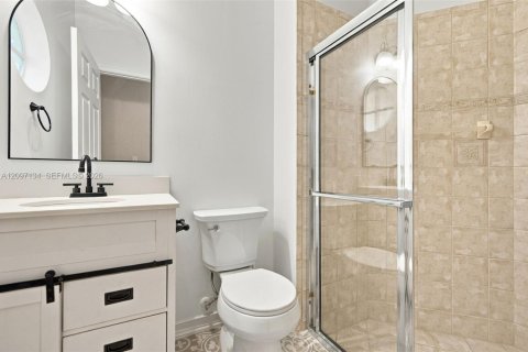 House in Miramar, Florida 5 bedrooms, 244.98 sq.m. № 2392577 - photo 26