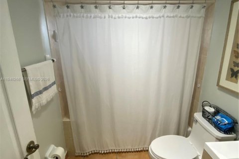 Casa en venta en Homestead, Florida, 4 dormitorios, 177.81 m2 № 2004324 - foto 28