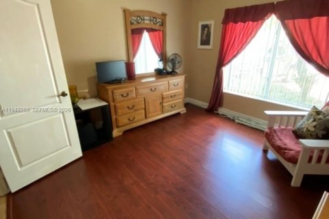 Casa en venta en Homestead, Florida, 4 dormitorios, 177.81 m2 № 2004324 - foto 23