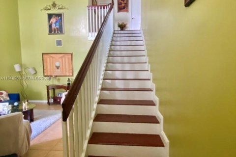 Casa en venta en Homestead, Florida, 4 dormitorios, 177.81 m2 № 2004324 - foto 4