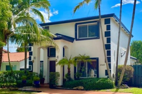 Villa ou maison à Homestead, Floride 4 chambres, 177.81 m2 № 2004324