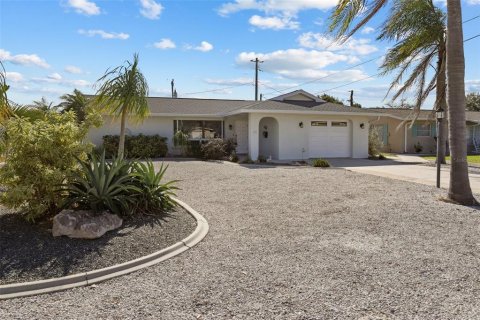Casa en Venice, Florida 3 dormitorios, 158.49 m2 № 2138204