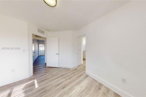 Купить таунхаус в Флорида-Сити, Флорида 3 спальни, 118.54м2, № 2005661 - фото 22