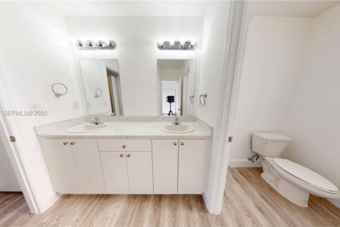 Купить таунхаус в Флорида-Сити, Флорида 3 спальни, 118.54м2, № 2005661 - фото 25