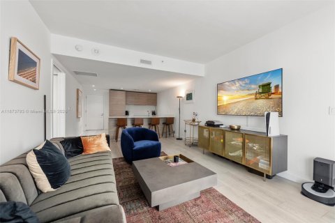 Condominio en venta en Miami, Florida, 2 dormitorios, 80.64 m2 № 1982831 - foto 2