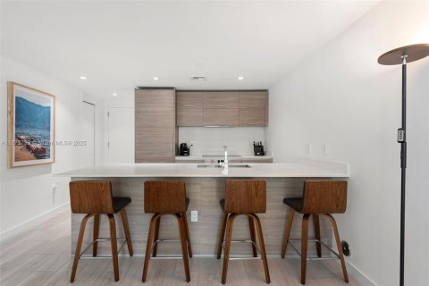 Condominio en venta en Miami, Florida, 2 dormitorios, 80.64 m2 № 1982831 - foto 8