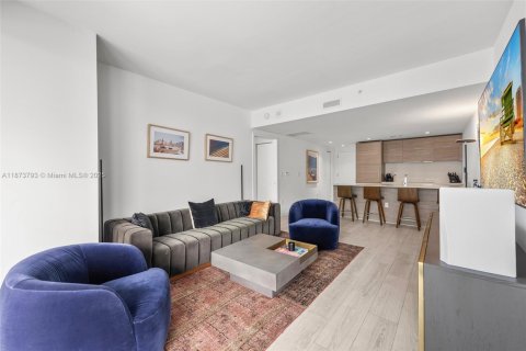 Condominio en venta en Miami, Florida, 2 dormitorios, 80.64 m2 № 1982831 - foto 1