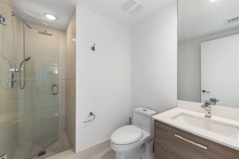 Condominio en venta en Miami, Florida, 2 dormitorios, 80.64 m2 № 1982831 - foto 18
