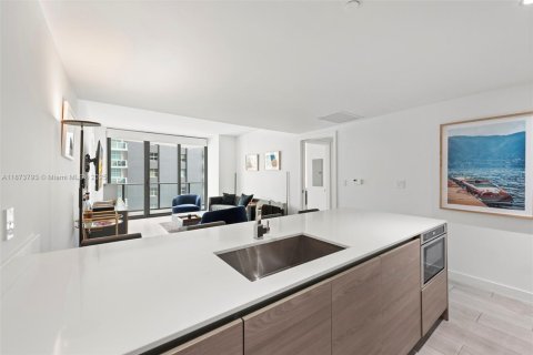 Condominio en venta en Miami, Florida, 2 dormitorios, 80.64 m2 № 1982831 - foto 6