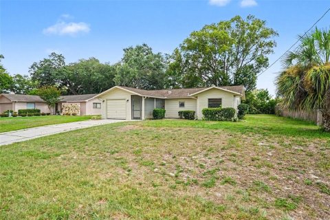 Villa ou maison à vendre à Spring Hill, Floride: 3 chambres, 116.59 m2 № 2233430 - photo 3