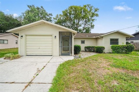 Villa ou maison à vendre à Spring Hill, Floride: 3 chambres, 116.59 m2 № 2233430 - photo 2
