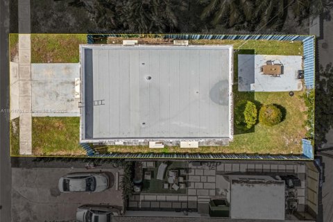 Снять в аренду виллу или дом в Холливуд, Флорида 1 спальня, 117.06м2, № 1955166 - фото 13