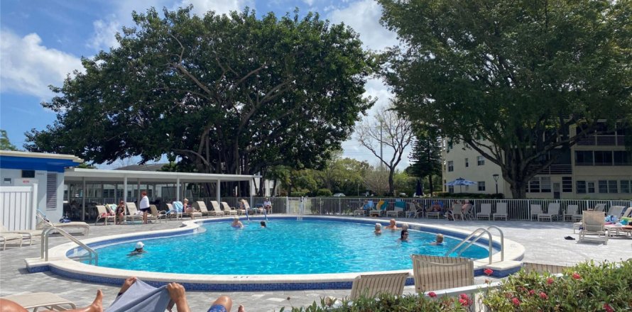 Condominio en Deerfield Beach, Florida, 1 dormitorio  № 1049904