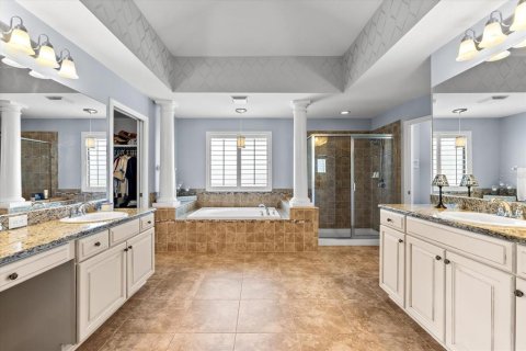 House in Pinellas Park, Florida 5 bedrooms, 319.21 sq.m. № 1572303 - photo 29