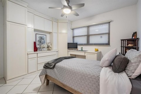 Copropriété à vendre à Saint Petersburg, Floride: 2 chambres, 87.79 m2 № 2238417 - photo 18