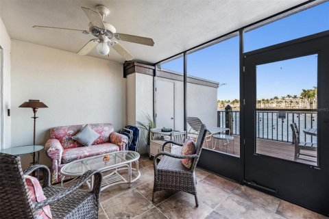 Copropriété à vendre à Saint Petersburg, Floride: 2 chambres, 87.79 m2 № 2238417 - photo 21