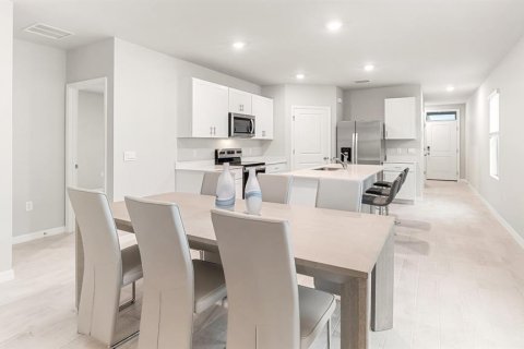 Casa en venta en Ocala, Florida, 4 dormitorios, 154.68 m2 № 1902033 - foto 3