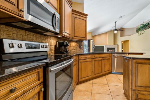 Casa en venta en New Port Richey, Florida, 4 dormitorios, 230.49 m2 № 1806741 - foto 17