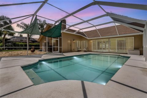 Casa en venta en New Port Richey, Florida, 4 dormitorios, 230.49 m2 № 1806741 - foto 2