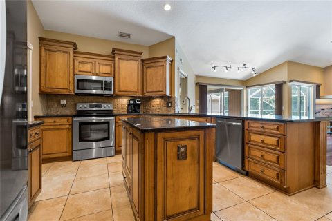 Casa en venta en New Port Richey, Florida, 4 dormitorios, 230.49 m2 № 1806741 - foto 4
