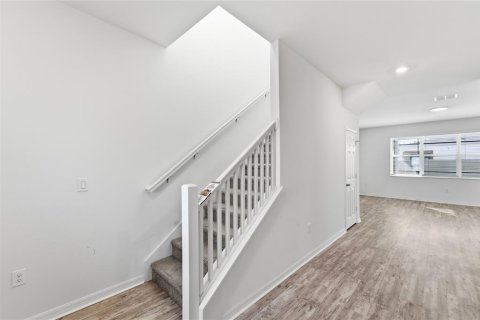 Купить виллу или дом в Клермон, Флорида 8 комнат, 225.29м2, № 2094229 - фото 2