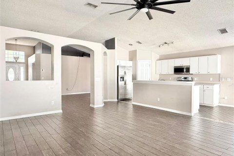 Casa en venta en Tampa, Florida, 3 dormitorios, 170.75 m2 № 1915362 - foto 4