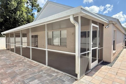 Casa en venta en Tampa, Florida, 3 dormitorios, 170.75 m2 № 1915362 - foto 25