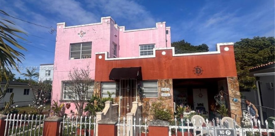 Коммерческая недвижимость в Майами, Флорида 226.87м2 № 2005488