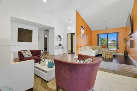 Купить виллу или дом в Лодерхилл, Флорида 3 спальни, 147.25м2, № 1938779 - фото 8