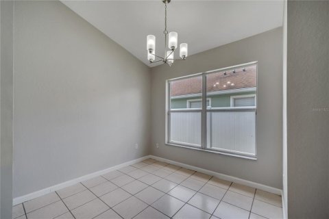 Villa ou maison à vendre à Kissimmee, Floride: 4 chambres, 175.96 m2 № 1803241 - photo 18