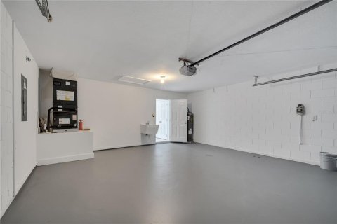 Villa ou maison à vendre à Kissimmee, Floride: 4 chambres, 175.96 m2 № 1803241 - photo 23