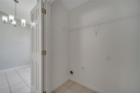 Villa ou maison à vendre à Kissimmee, Floride: 4 chambres, 175.96 m2 № 1803241 - photo 21