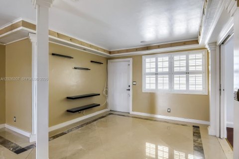 Copropriété à louer à Oakland Park, Floride: 2 chambres, 77.11 m2 № 2246059 - photo 3