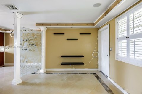 Copropriété à louer à Oakland Park, Floride: 2 chambres, 77.11 m2 № 2246059 - photo 5