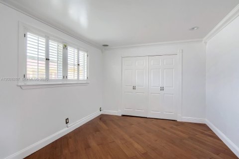 Copropriété à louer à Oakland Park, Floride: 2 chambres, 77.11 m2 № 2246059 - photo 10