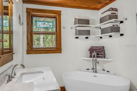 Купить виллу или дом в Деланд, Флорида 9 комнат, 175.59м2, № 1823012 - фото 11