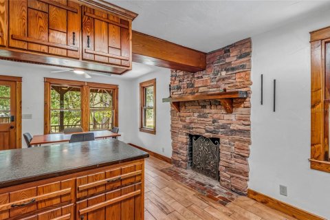 Купить виллу или дом в Деланд, Флорида 9 комнат, 175.59м2, № 1823012 - фото 6