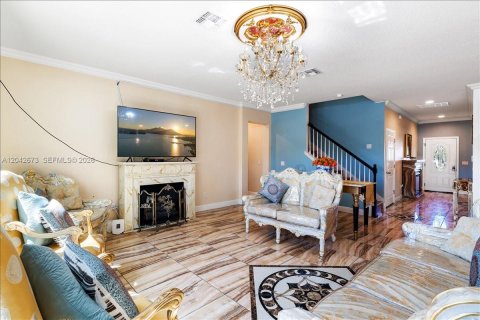 House in Winter Garden, Florida 5 bedrooms, 293.94 sq.m. № 2259988 - photo 26