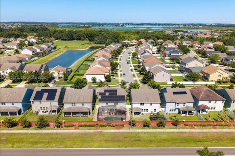 House in Winter Garden, Florida 5 bedrooms, 293.94 sq.m. № 2259988 - photo 5