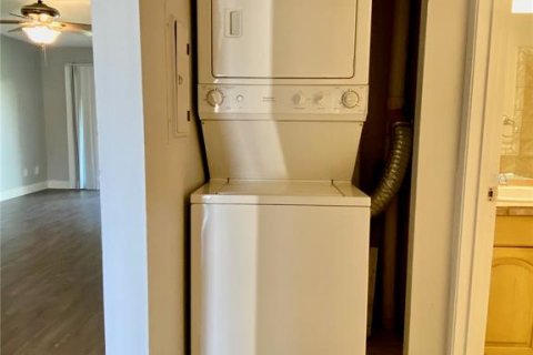 Condominio en alquiler en Zephyrhills, Florida, 2 dormitorios, 80.27 m2 № 1680950 - foto 16