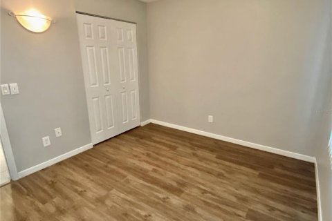 Condominio en alquiler en Zephyrhills, Florida, 2 dormitorios, 80.27 m2 № 1680950 - foto 9