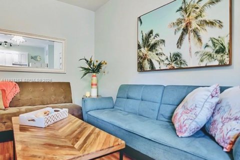 Appartement à louer à Hollywood, Floride: 1 chambre № 1995888 - photo 6