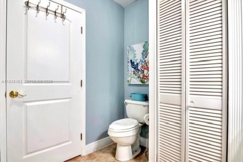 Appartement à louer à Hollywood, Floride: 1 chambre № 1995888 - photo 8