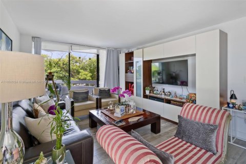 Купить кондоминиум в Майами, Флорида 2 спальни, 99.87м2, № 1855014 - фото 1