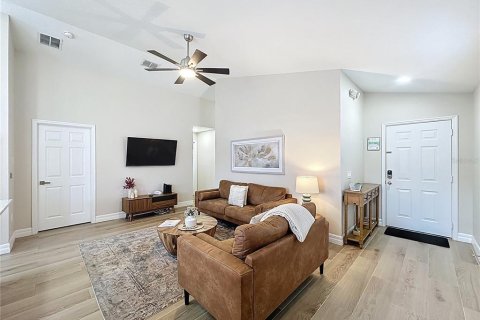 Casa en venta en Haines City, Florida, 3 dormitorios, 104.98 m2 № 1916629 - foto 8