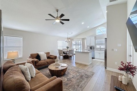 Casa en venta en Haines City, Florida, 3 dormitorios, 104.98 m2 № 1916629 - foto 14