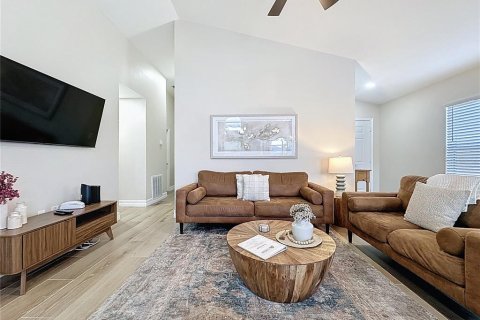 Casa en venta en Haines City, Florida, 3 dormitorios, 104.98 m2 № 1916629 - foto 12